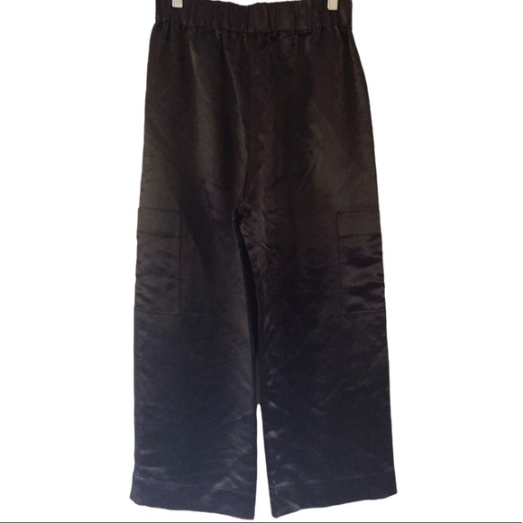 SKÖDIA Wide Leg Crop High Rise Satin Utility Pant Brand worn by Rhianna - Picture 9 of 10